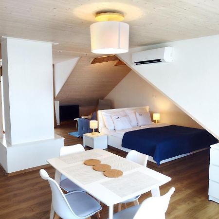 Apartman Kollarovi Ceske Budejovice Extérieur photo