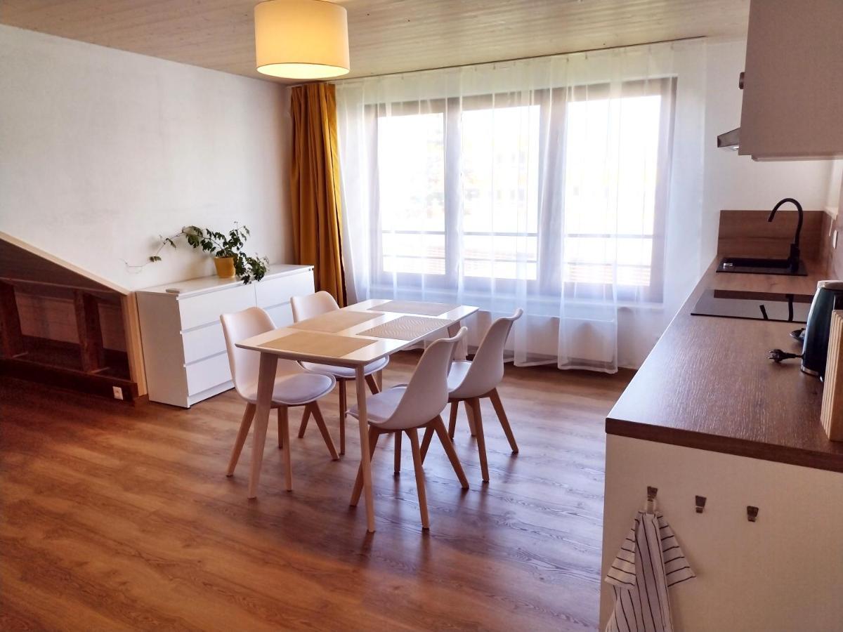 Apartman Kollarovi Ceske Budejovice Extérieur photo